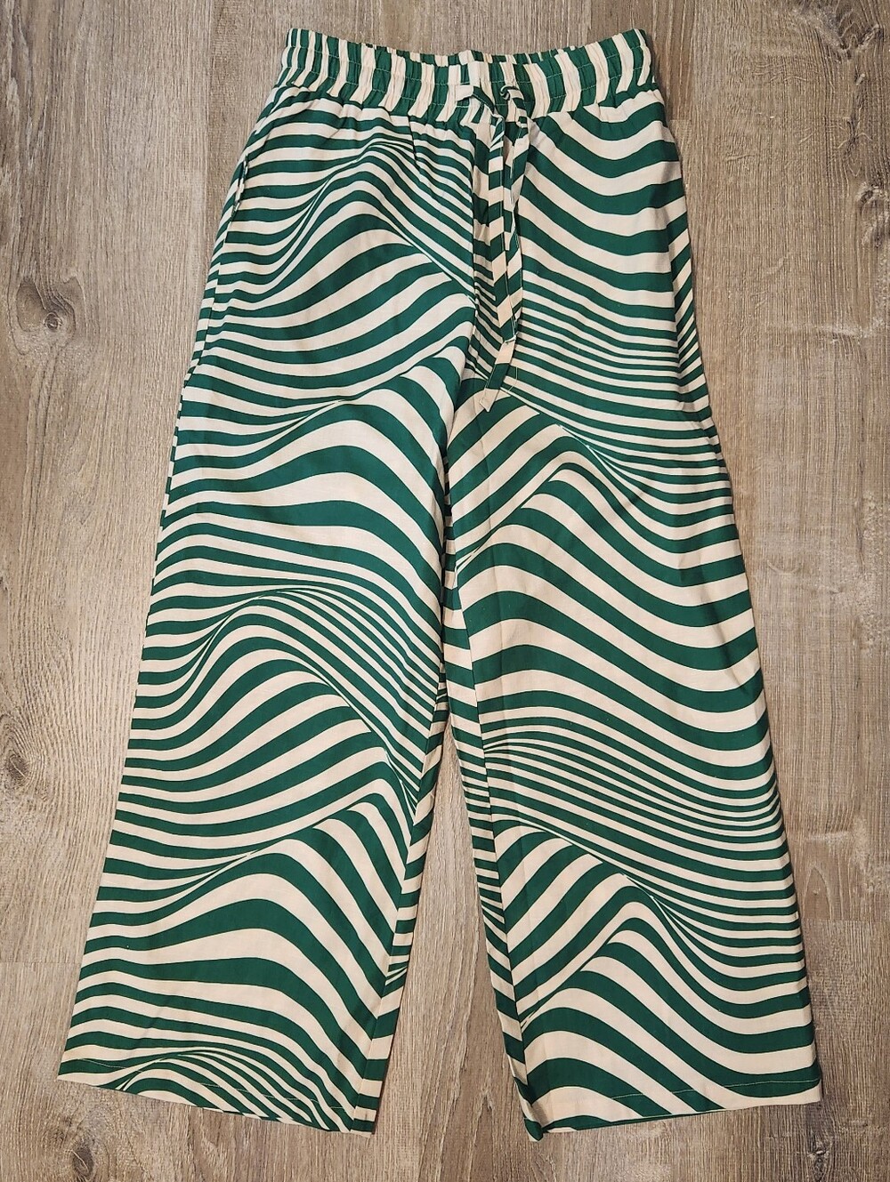 Wray Green White Wavy Stripe Wide-Leg Pants